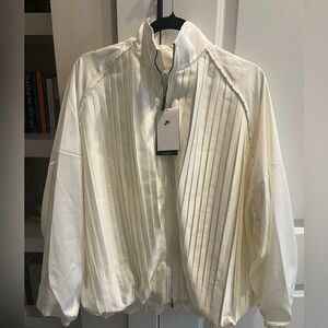 Nike Sportswear Collection Pleated Track Jacket HJ0516-133 Women’s Large